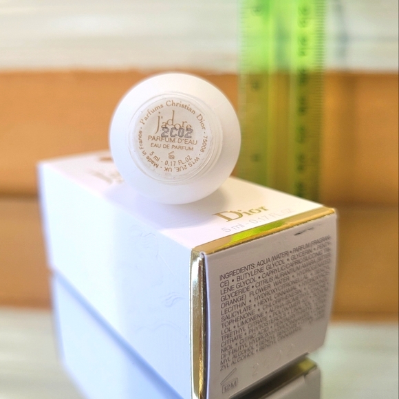 - Dior  5 mini - Picture 8 of 9